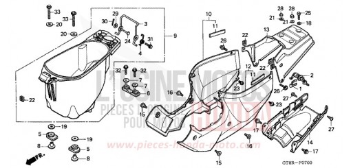 COMPARTIMENT A BAGAGES/HOUSSE DE CARROSSERIE PK50MR de 1994